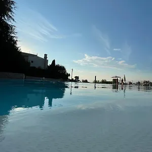  Apartment Villaggio Boschetti 10a Italien