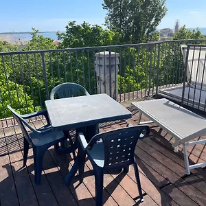 https://apt-monolocale-nel-centro-storico-con-terrazza.hotelinveneto.com