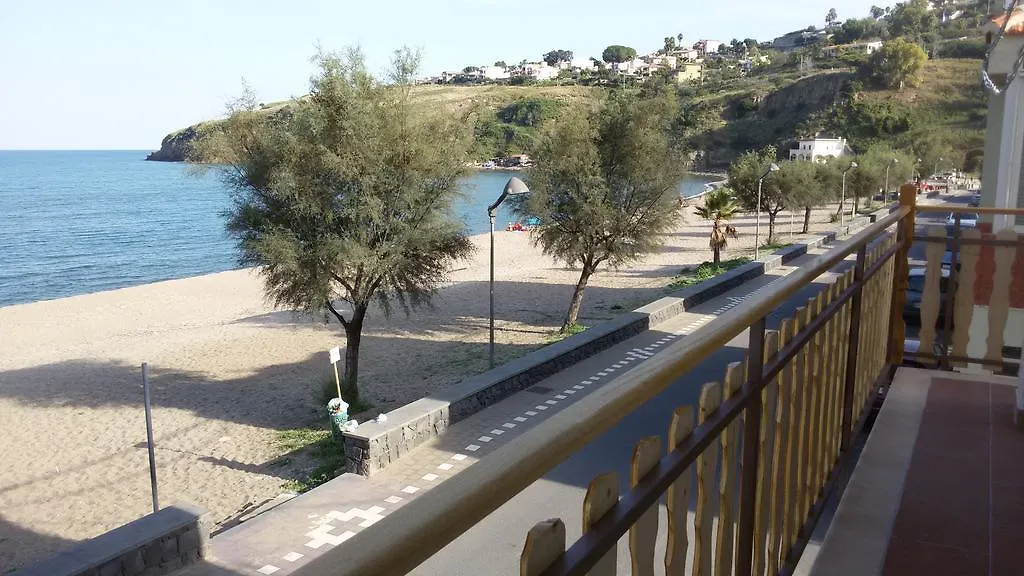 Noemi Holiday House Agnone Bagni